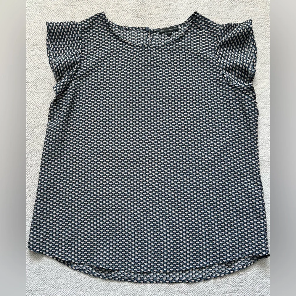 ADRIANNA PAPELL  Ruffled Sleeves Women’s Top/Blouse Grey and Tan Size: Large - Picture 3 of 16